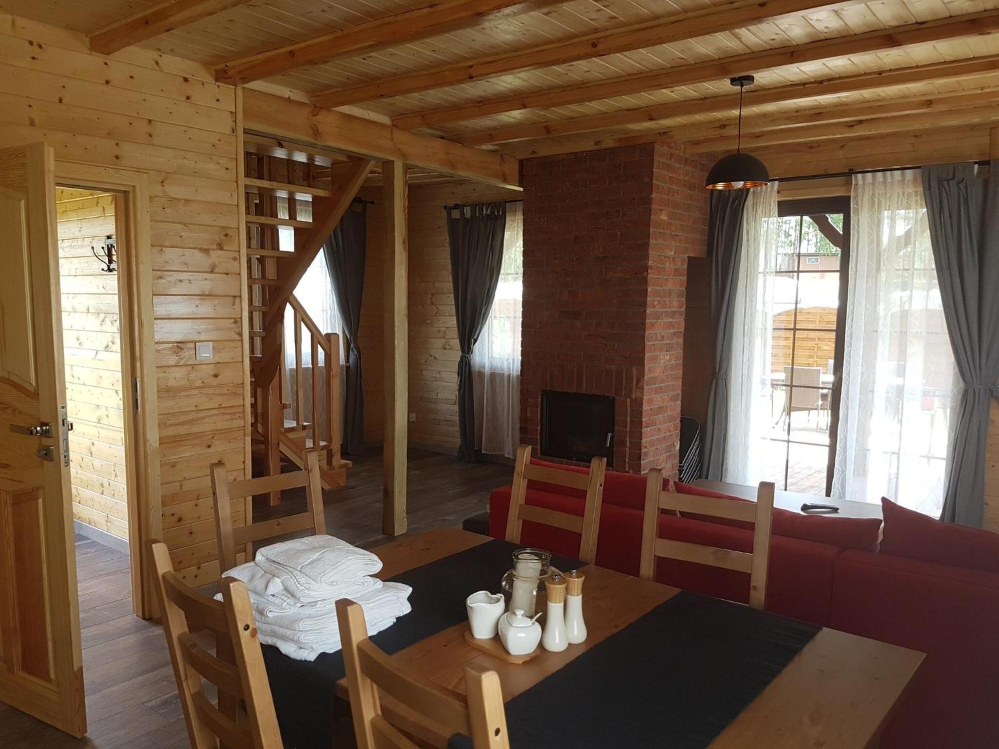 Wooden Holiday Home In Skrzynia With Terrace Osiek  Kültér fotó