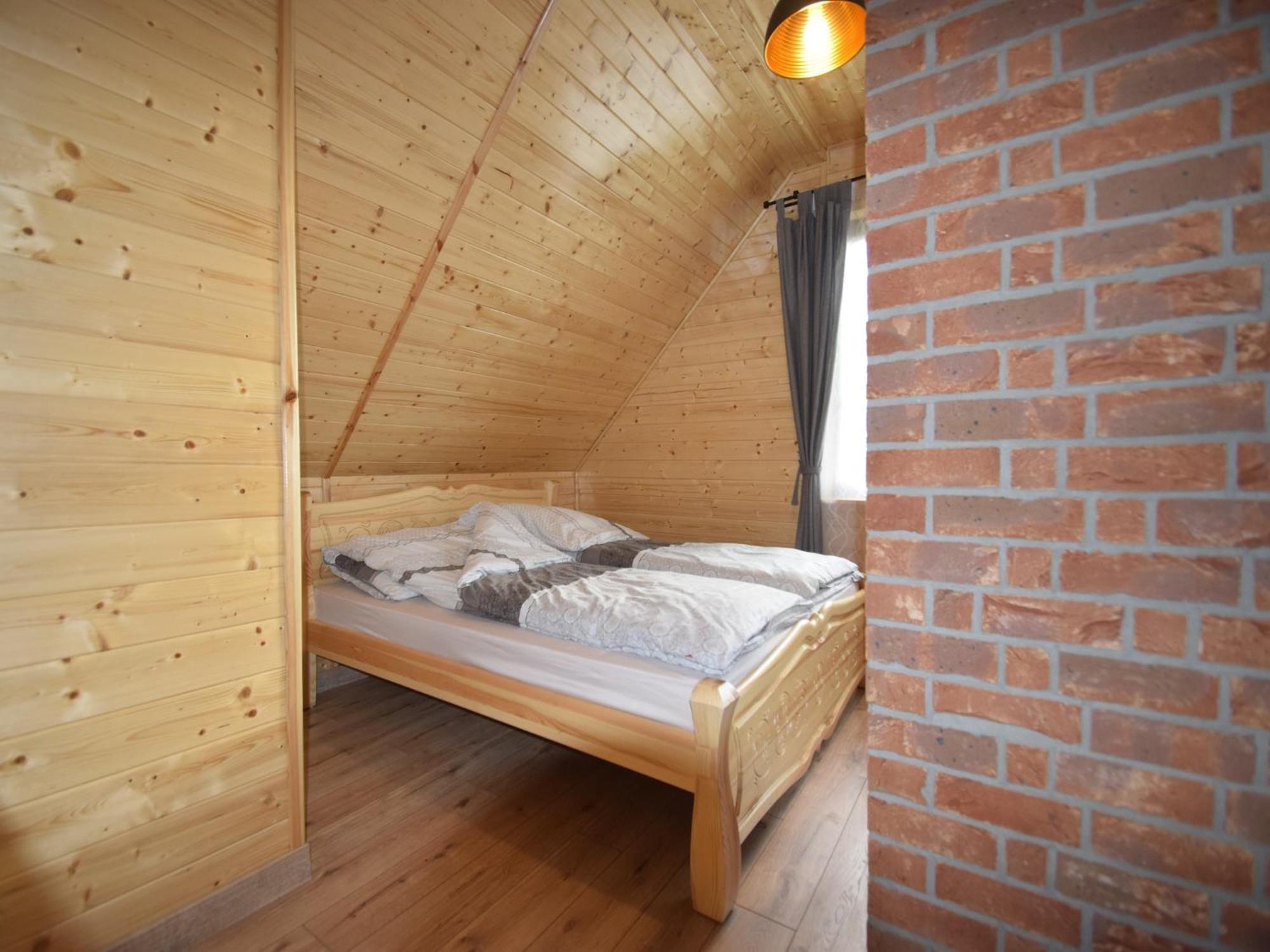 Wooden Holiday Home In Skrzynia With Terrace Osiek  Kültér fotó